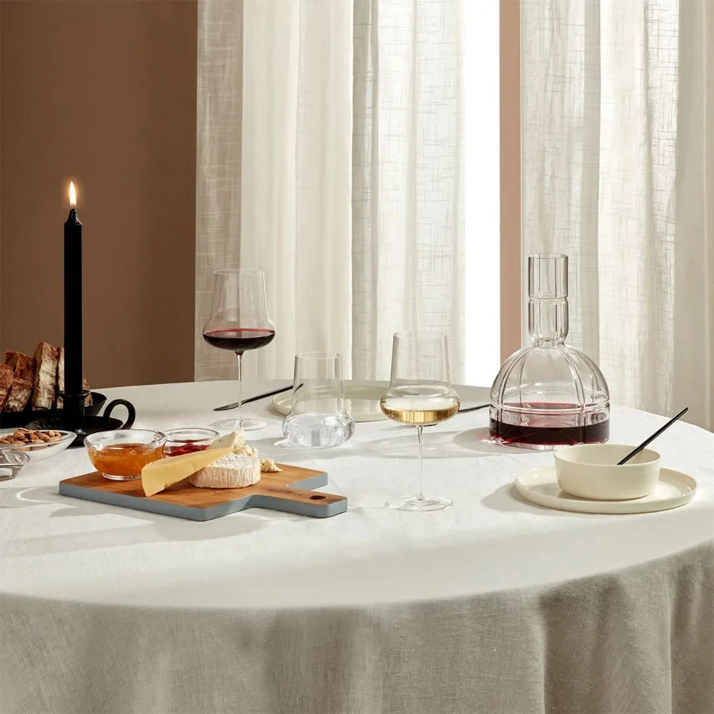 Wine Carafe, O2
