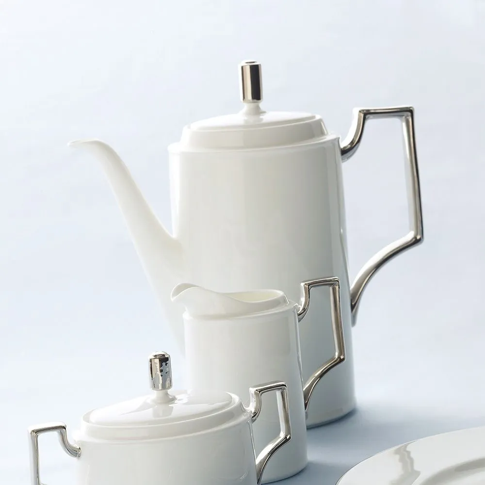 Maestro Creamer