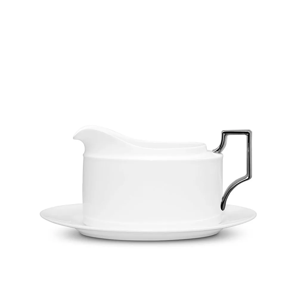Maestro Gravy Boat W/Sauce
