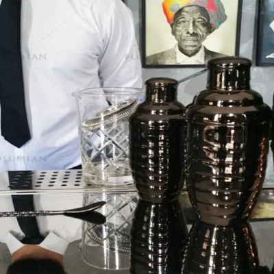 Shaker Parisienne Black
