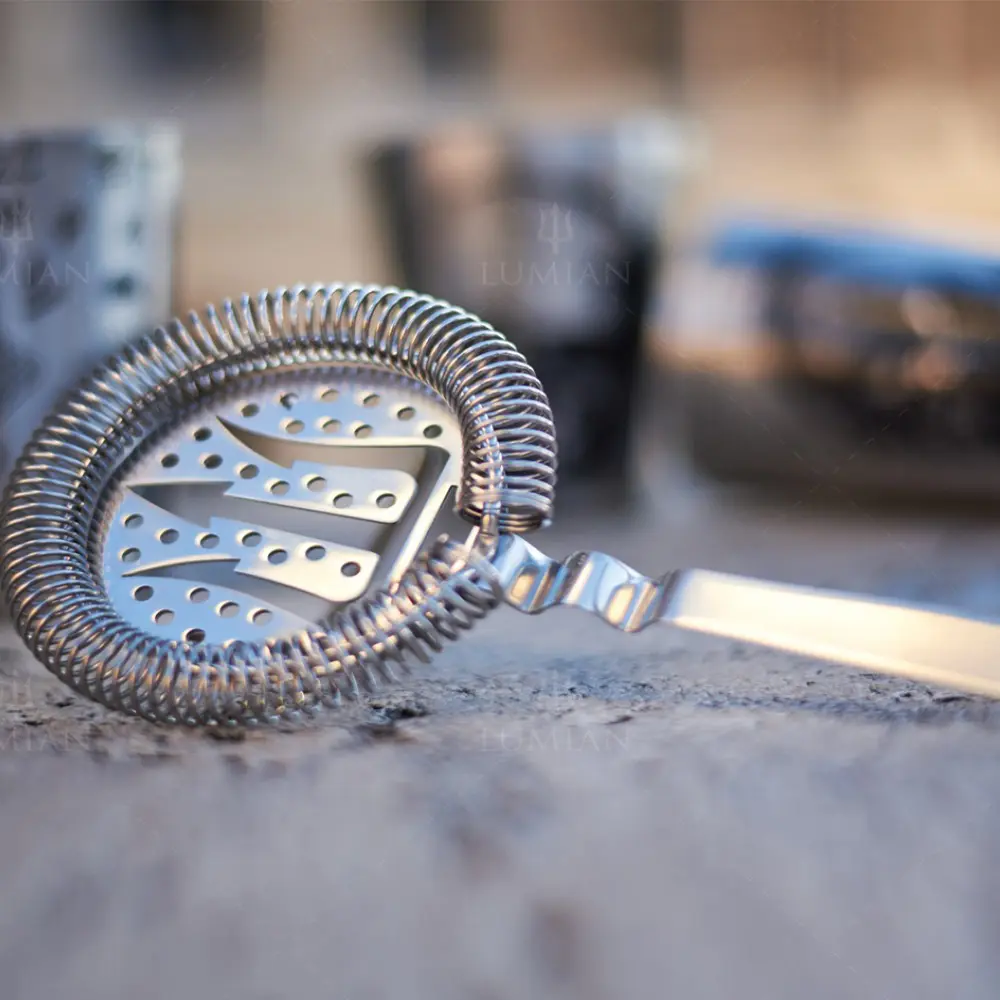 Venus Hawthorne Strainer
