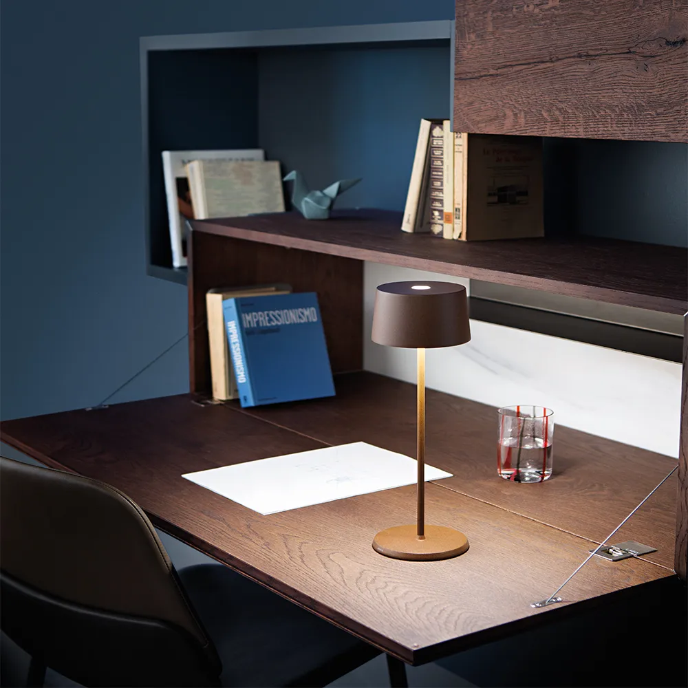 Olivia Pro, Corten