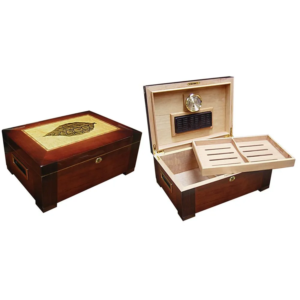 Humidor With Tray
