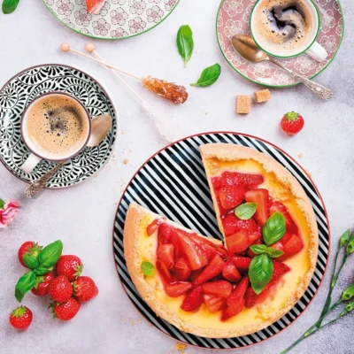 Tue Porcelain Plate - Black Stripes